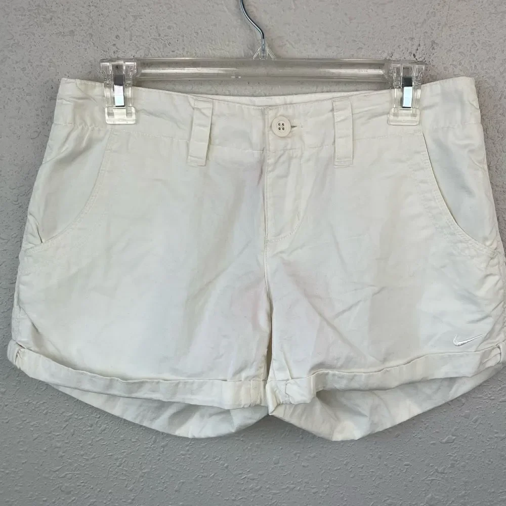 NWT Nike White Shorts Size 6